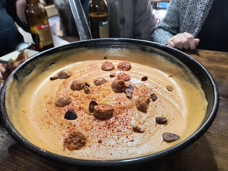 Café Bar Tapería La Catedral.