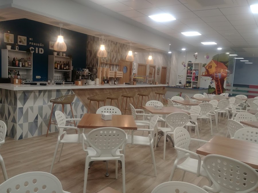 Cafetería Mi Pequeño Cid