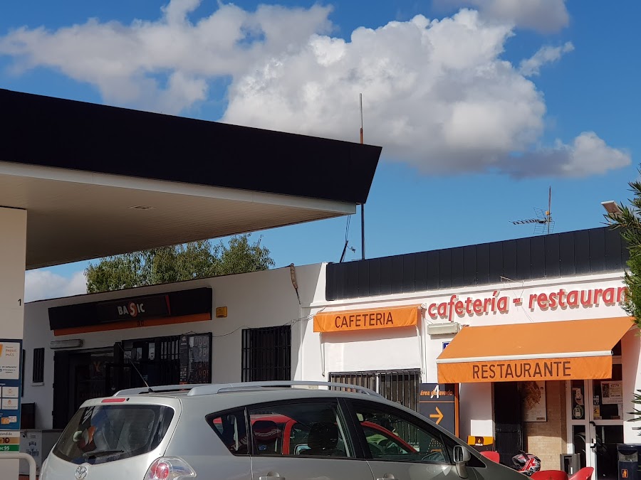 Cafetería-Restaurante La Gasolinera.