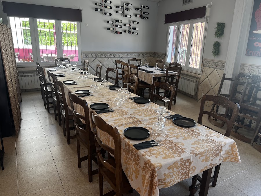 Cervecería Entre Tapas y Vinos