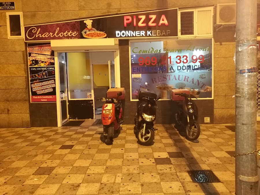 Charlotte Pizza & Döner Kebab