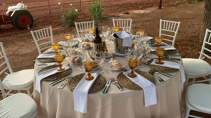 Complejo Hostelero Escuderos