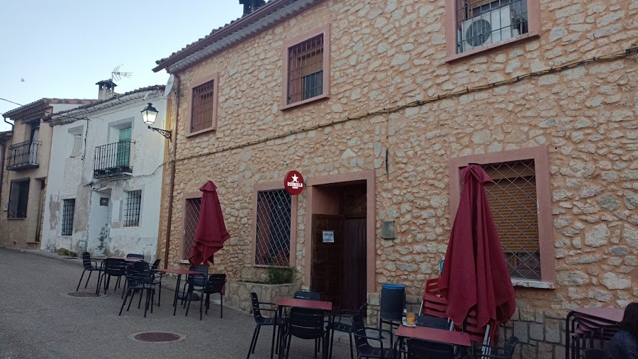 El bosque Bar & Grill