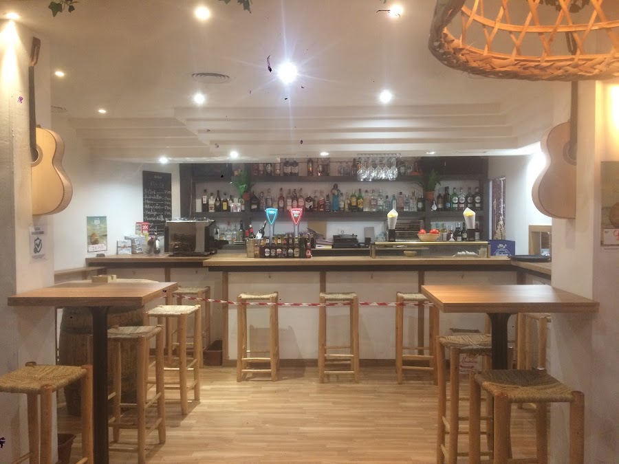 Flamenco y Bachata Bar Pub