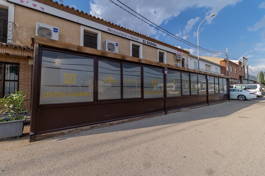 Hostal El Bomba