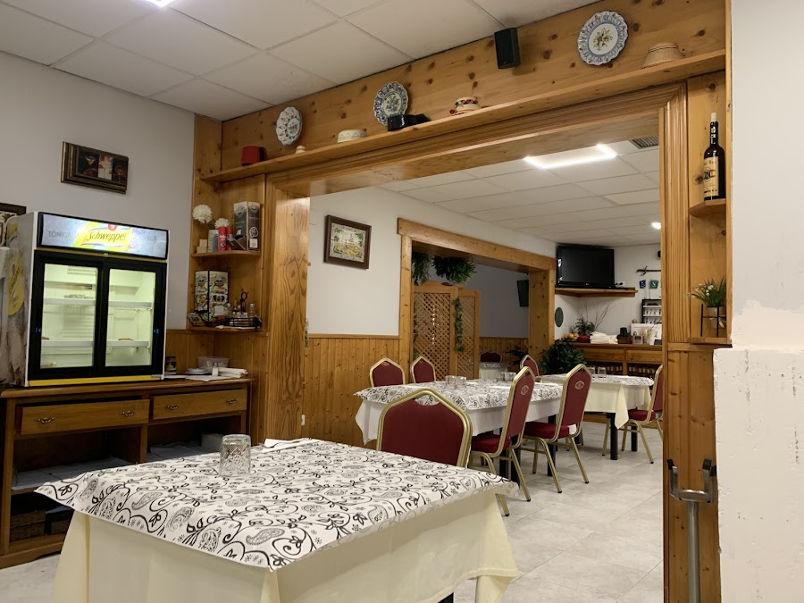 Hostal Restaurante Alfil