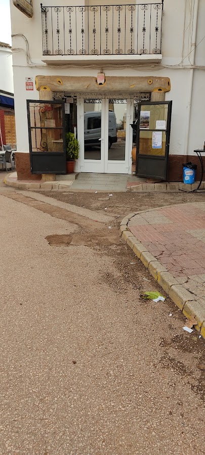 Hostal Restaurante El Jaro Casa rural