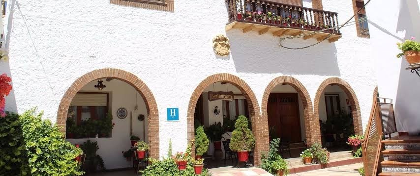 Hotel Bar - Restaurante Mesón "Los Rosales"