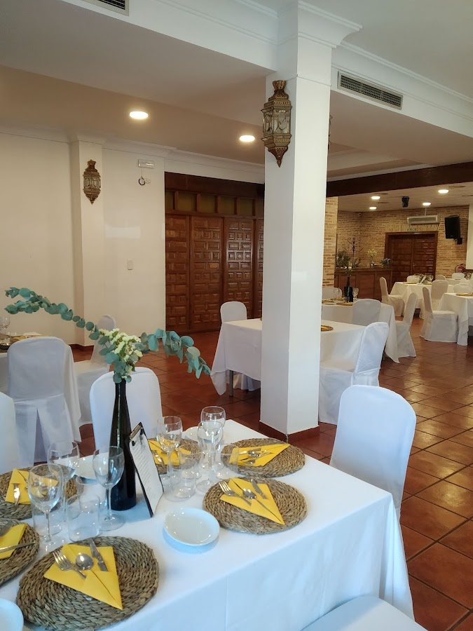 Jardines de Consuegra (Restaurante)