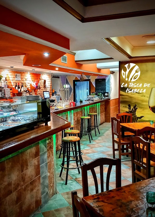 Lá tasca de Isabela