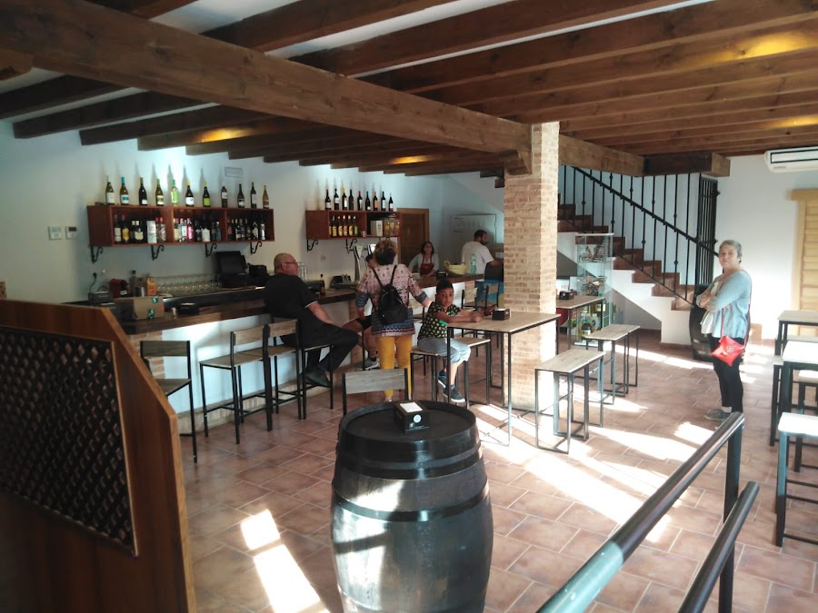 Los morenos. La casa de la despensa