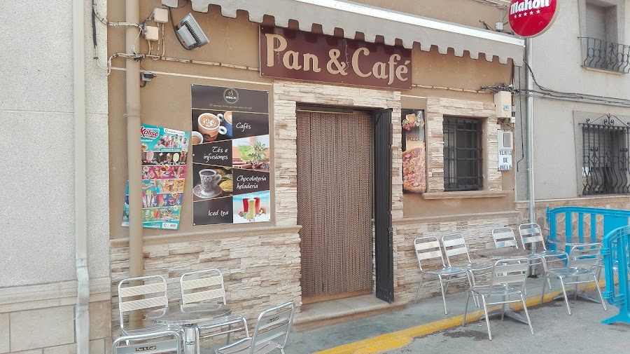 Pan & Café.