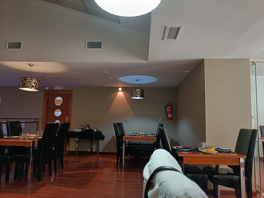 Restaurante Lounge-bar “+Ideas”