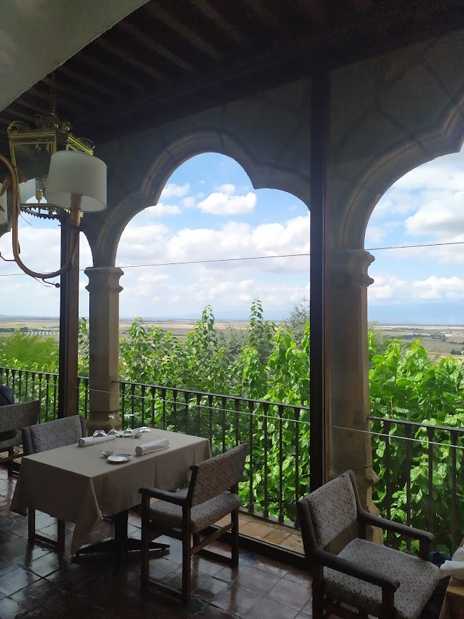 Salon Comedor. Restaurante Parador de Oropesa