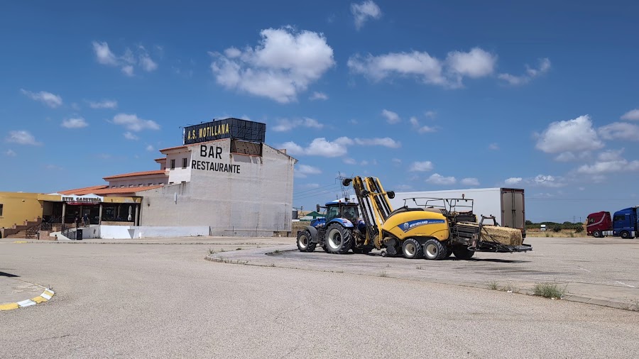 AREA DE SERVICIOS MOTILLANA