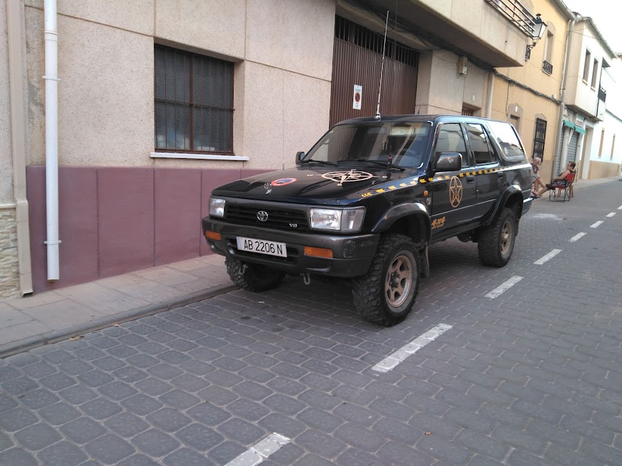 Bar José Cifuentes Jiménez y Otro