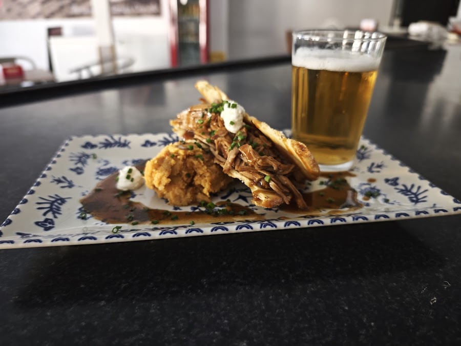 Bar - Restaurante “Caño Chico”