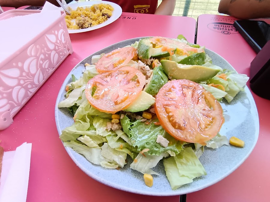 BAR-RESTAURANTE CASA GILA.