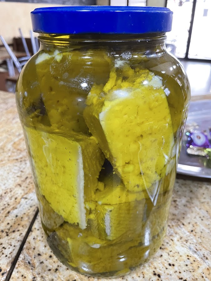 BAR RESTAURANTE PÉREZ & CHAZARRA.