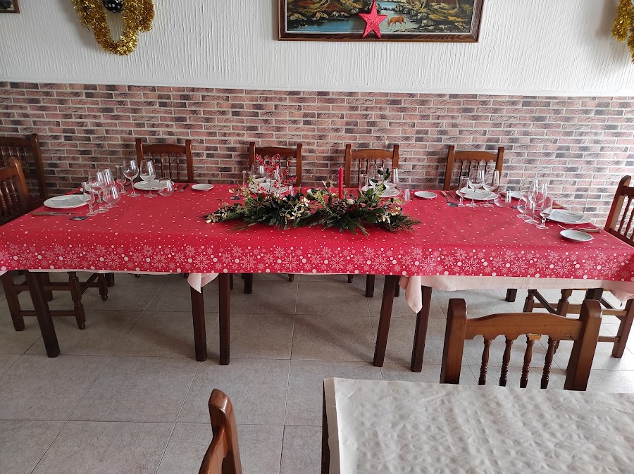 CAFÉ-BAR ESCOBAR.
