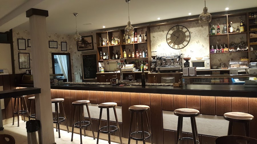 Cafetería Bar La Amistad