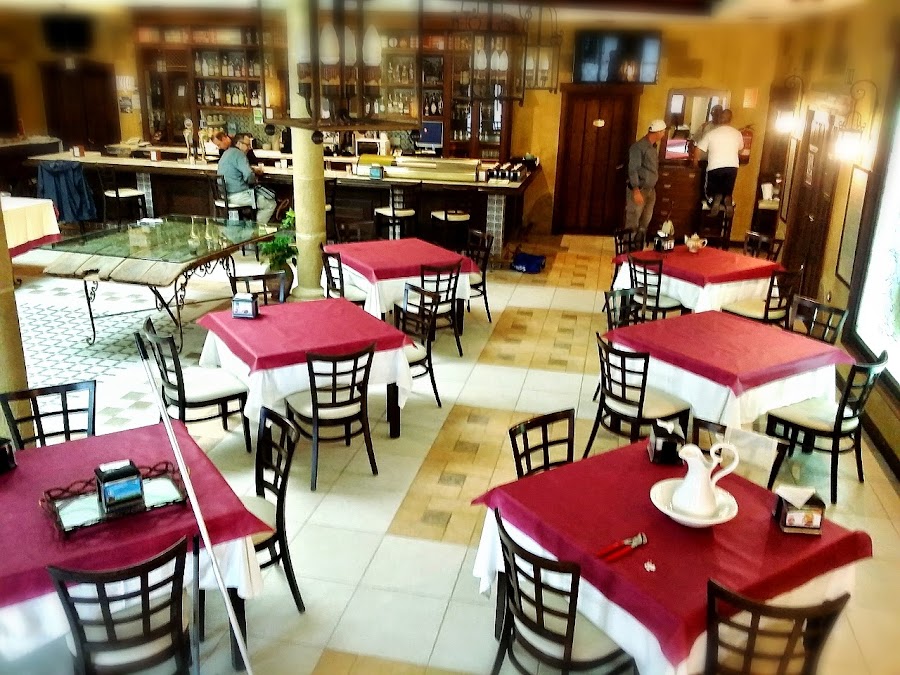 Finca El Encinar / Restaurante - Hotel