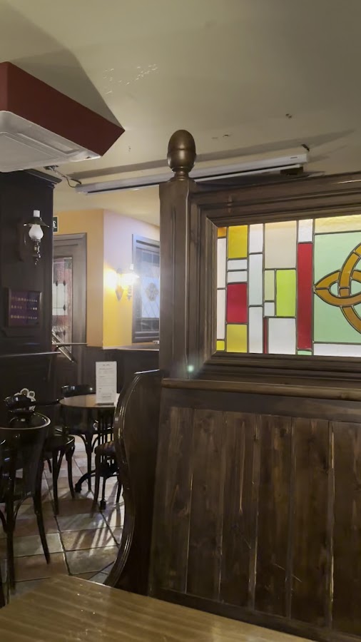 Irish Pub