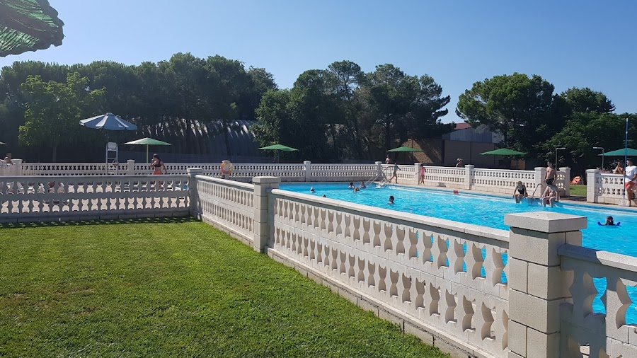 Piscina Pública Municipal de La Calzada de Oropesa.