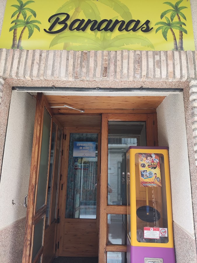 PIZZERÍA BANANAS.