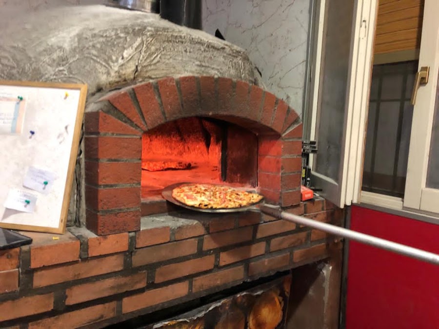 Pizzería El Barrio. Nicole y familia ♥️