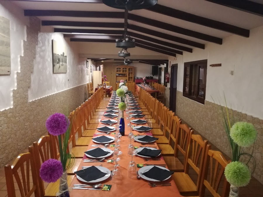 RESTAURANTE Nuevo antiguo Labrador.