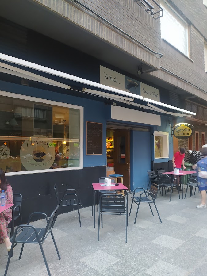 RestoPub Argentino Whales